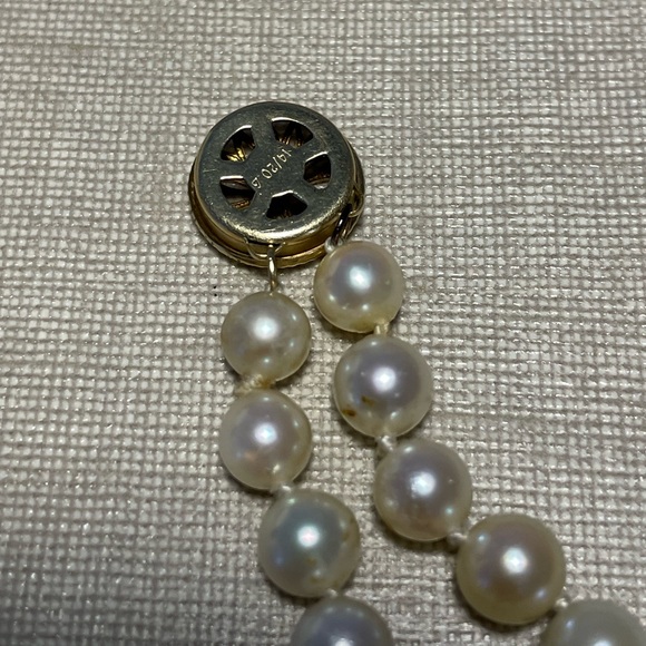 Beautiful small wristpearl bracelet with gold filled clasp - Picture 3 of 4